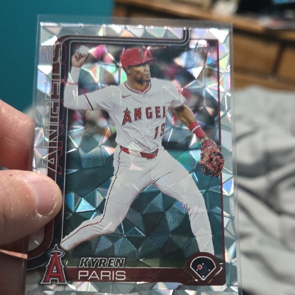 Topps Angels Trading Card - Red and White - Picture 1 of 3